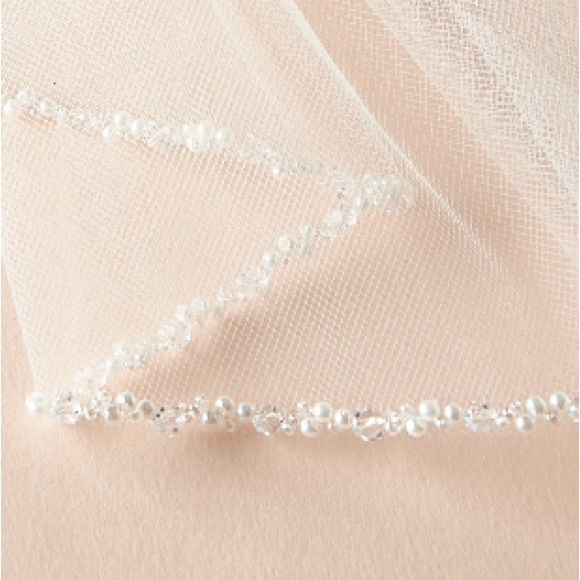 NWT Kylie Crystal & Pearl Beaded Veil Cathedral - 108 inches / White main image 10